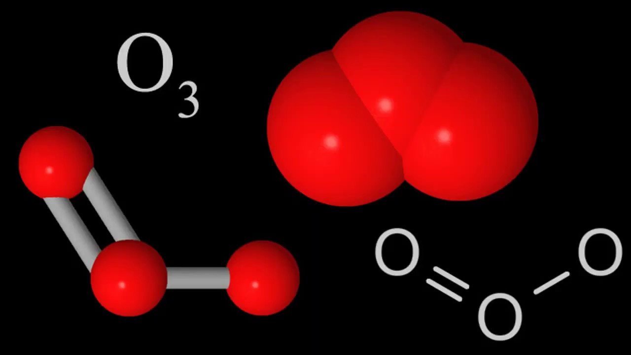 Молекула воздуха меньше молекулы воды. Молекула озона формула и строение. Молекула озона o3. Молекула о3 химия. Структура молекулы озона.