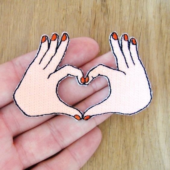 Идеи для срисовки сердечко пальцами (90 фото)