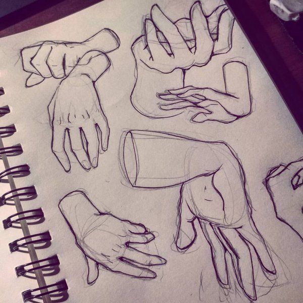Рисования рук для скетчбука