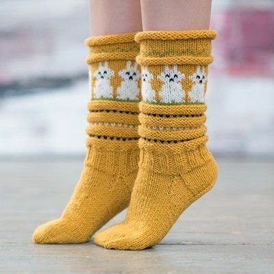 Оригинальные носки спицами