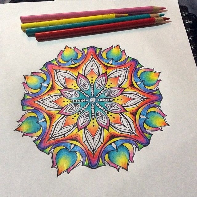 Мандала цветная