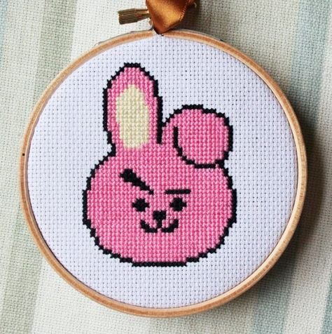 Вышивание крестиком bt21