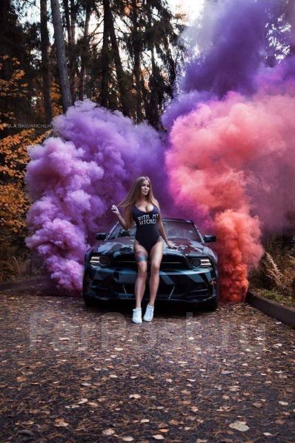 Фотосессия с дымовыми шашками