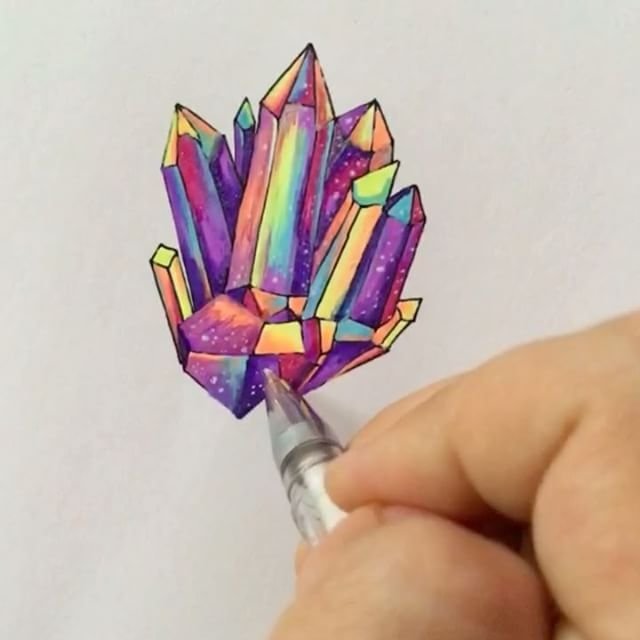 Кристаллы акварельными карандашами