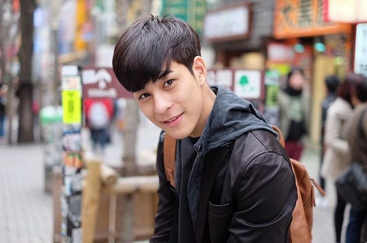 Art Pakpoom Juanchainat