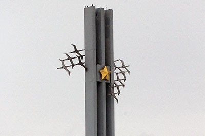 Памятник Журавли в Саратове рисунок