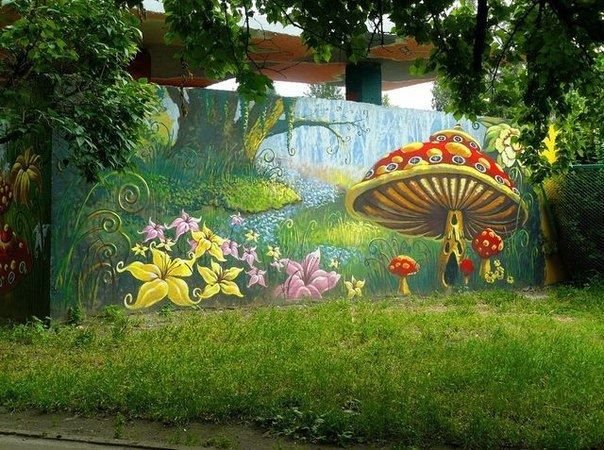 Расписные заборы на даче