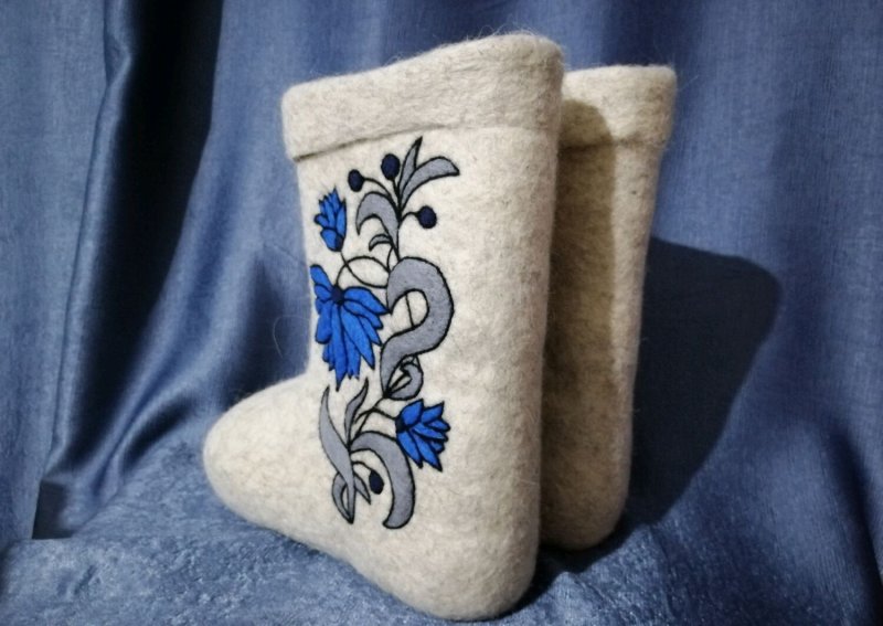 Валенки старинные