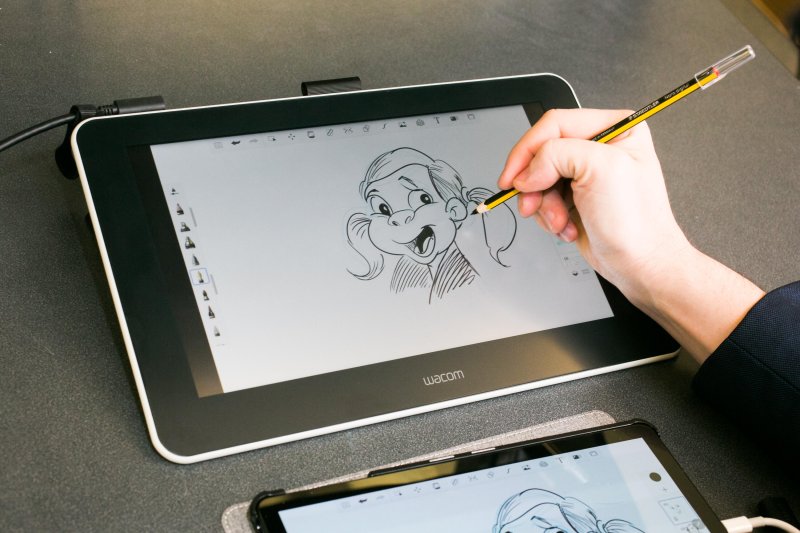 Wacom one dtc133
