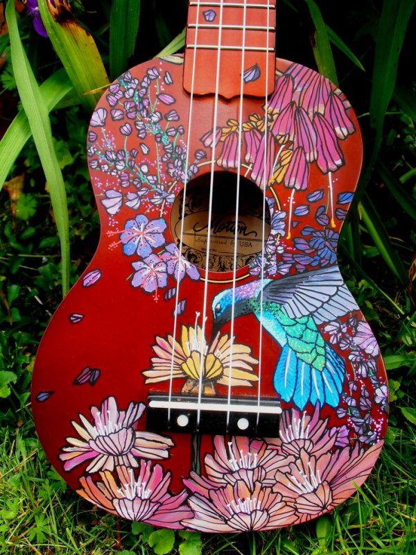 Разукрашенные гитары