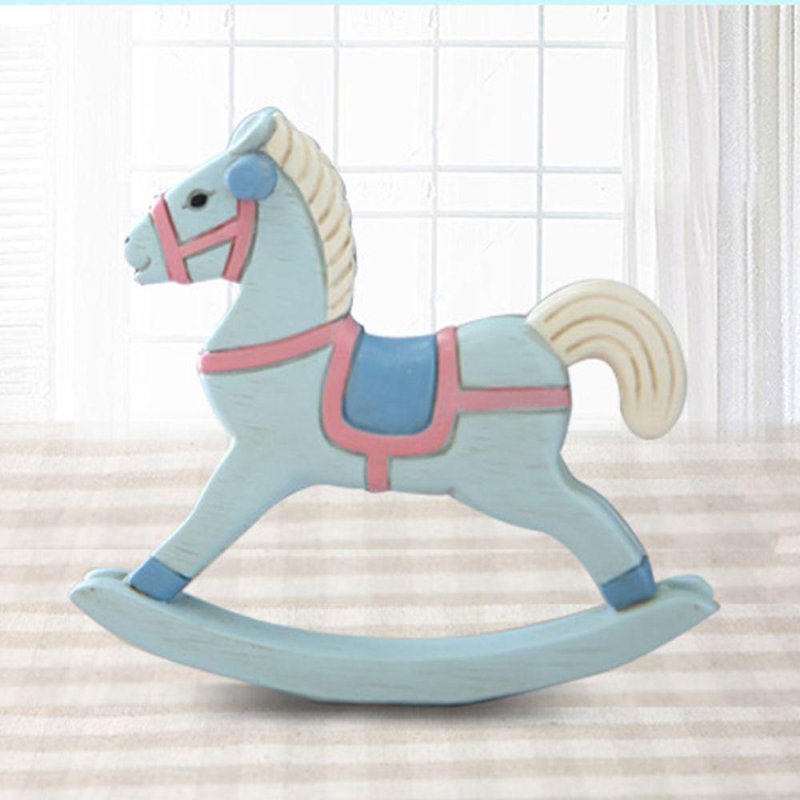 Деревянная игрушка лошадка