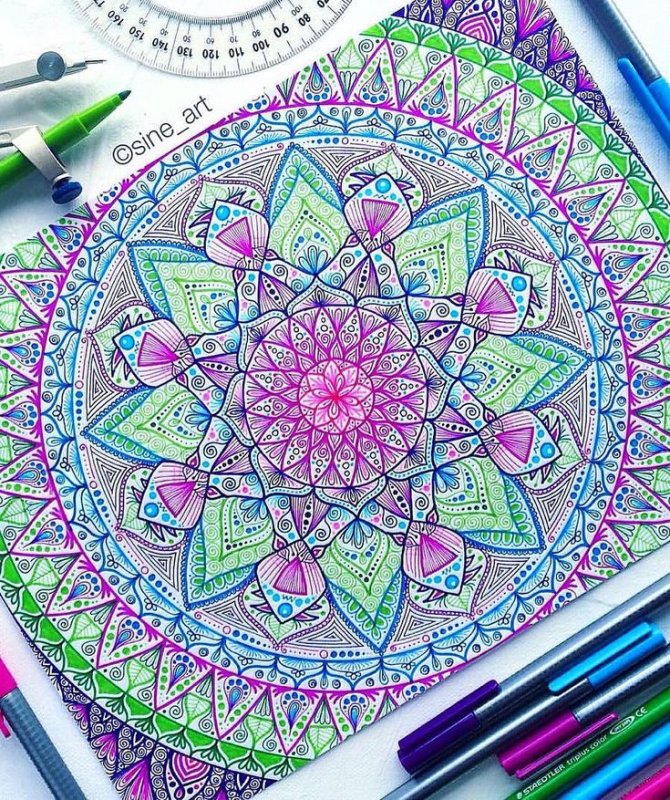 Мандала цветная