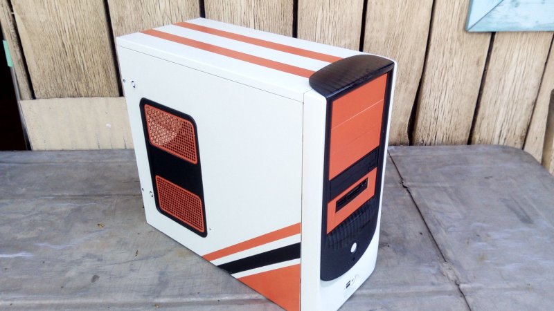Корпус INWIN 551