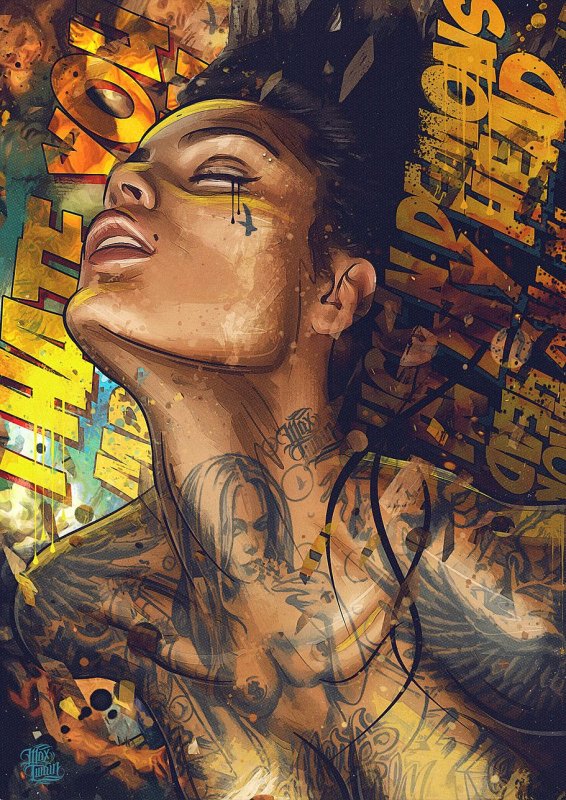 девушка с татуировками