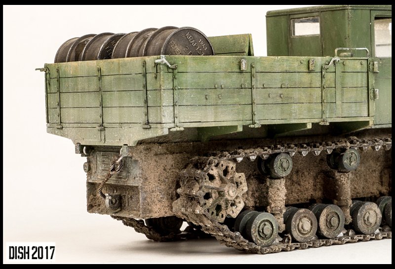 Коминтерн тягач 1/35