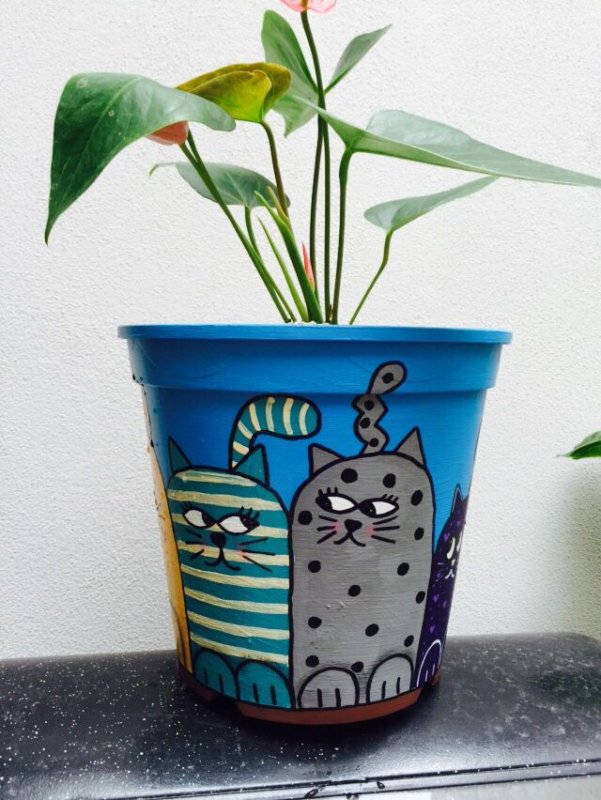 Разрисовать цветочный горшок