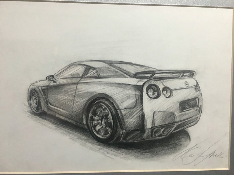 Nissan Skyline GTR 35 карандаш