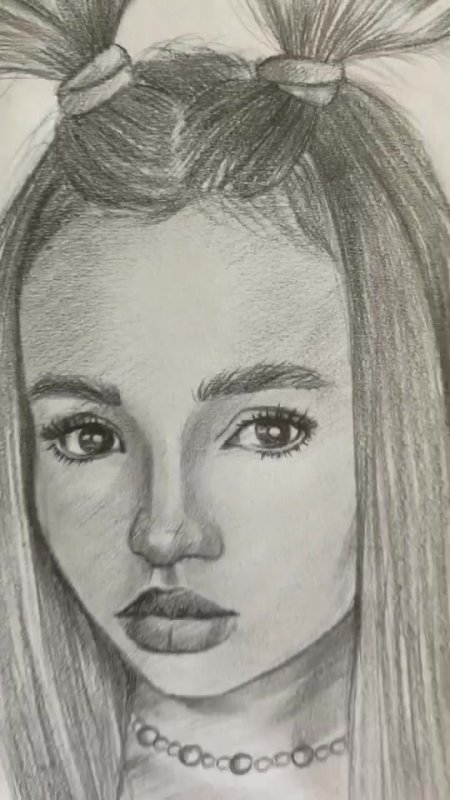 Лицо девушки рисунок карандашом