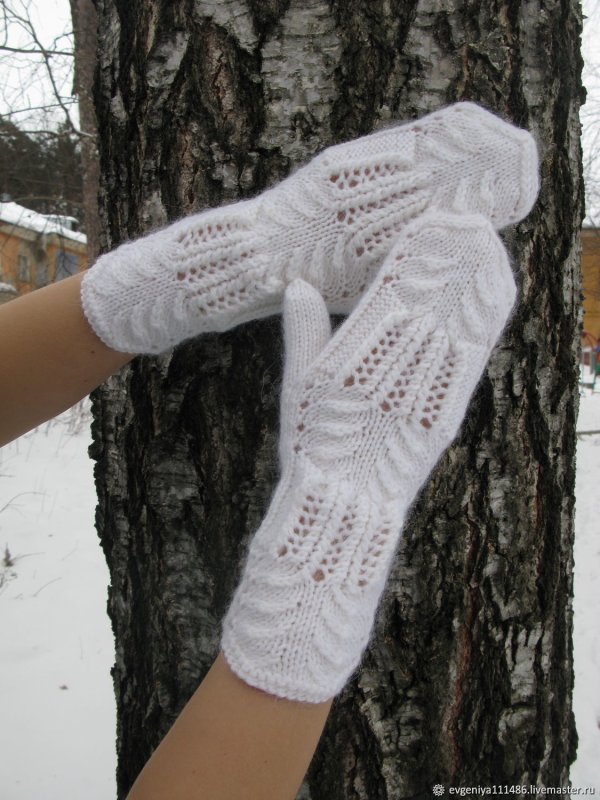 Ажурные варежки
