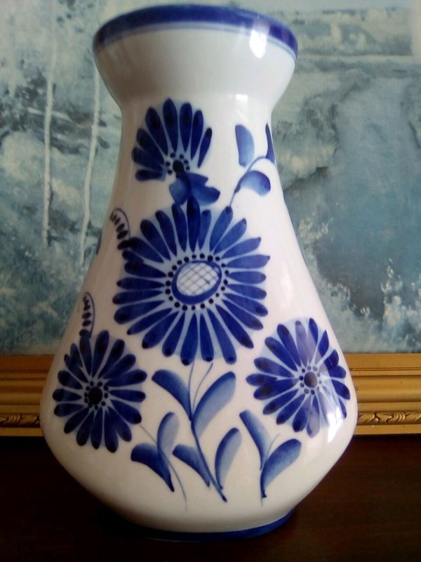 Гжельские вазы