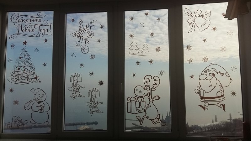 Украшение окон к новому году