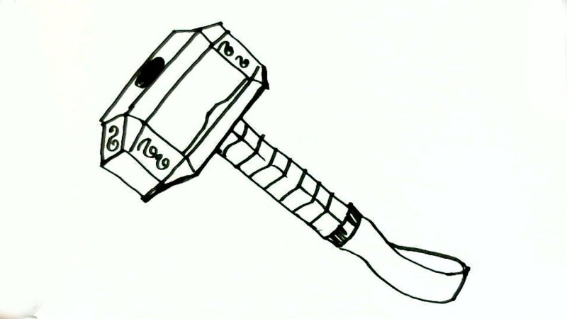 Нарисованный Мьельнир тора