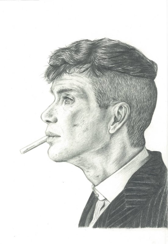 Киллиан Мерфи карандашом