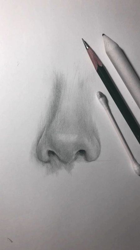 Нос карандашом