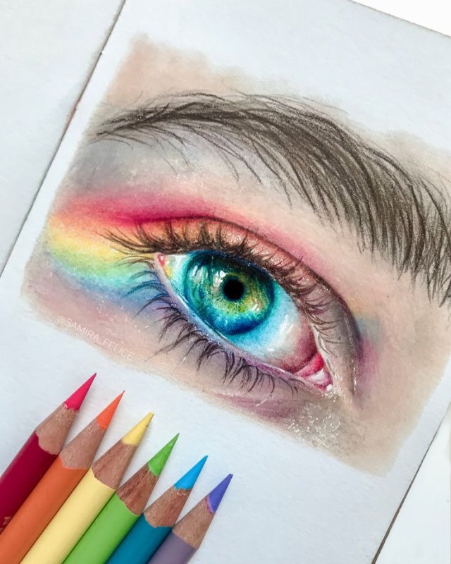 Рисование цветными карандашами