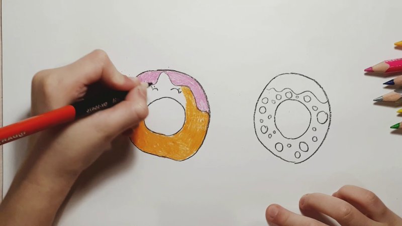 Нарисовать пончик карандашом