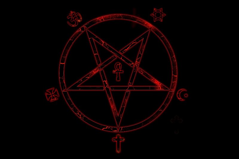Сатанинская пентаграмма 666