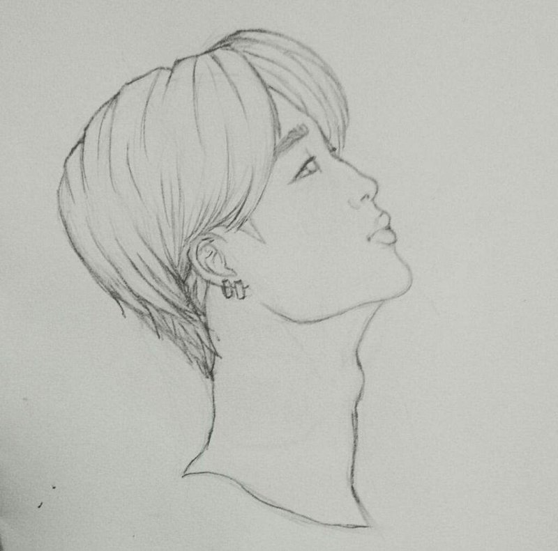 BTS Jimin карандашом