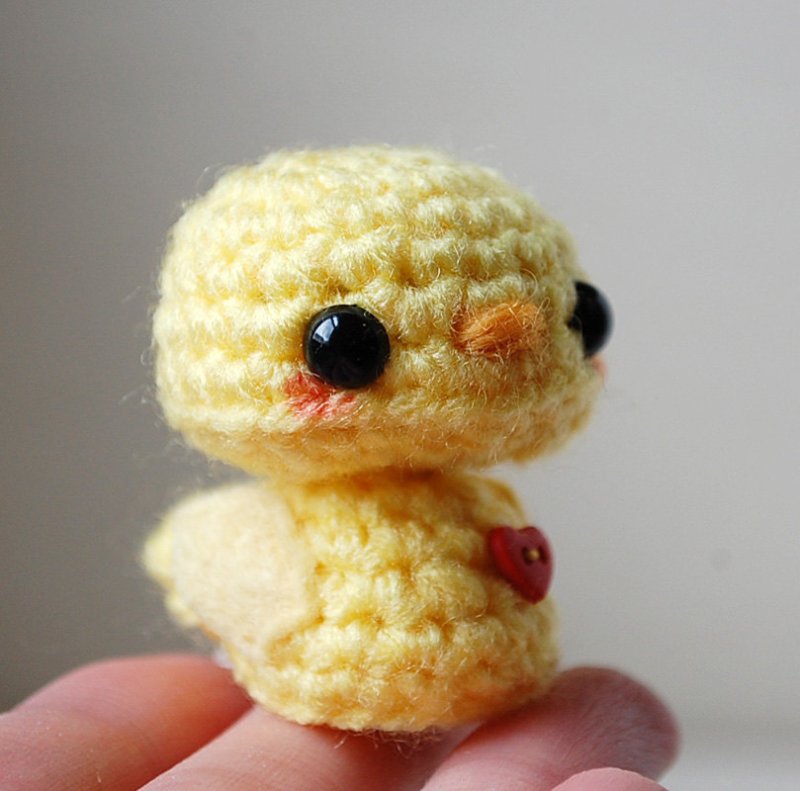 Маленькие игрушки амигуруми