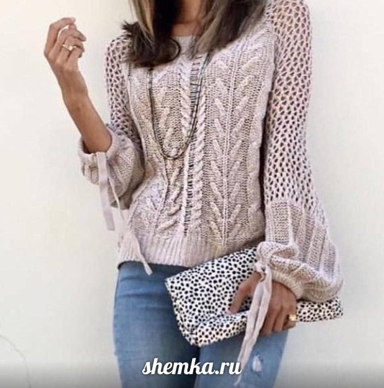 Вязаный свитер