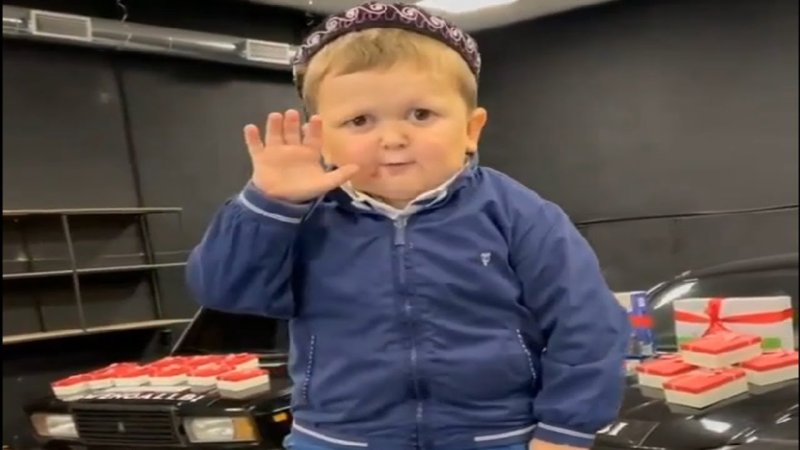 Хасбик Хеллоу