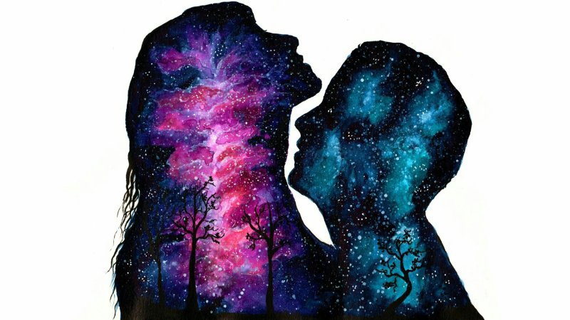 Космическая девушка